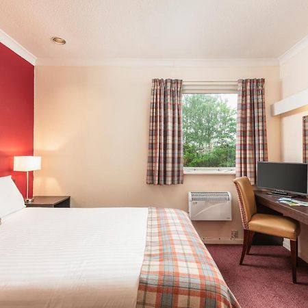 Highlander Hotel 'A Bespoke Hotel' Newtonmore Dış mekan fotoğraf