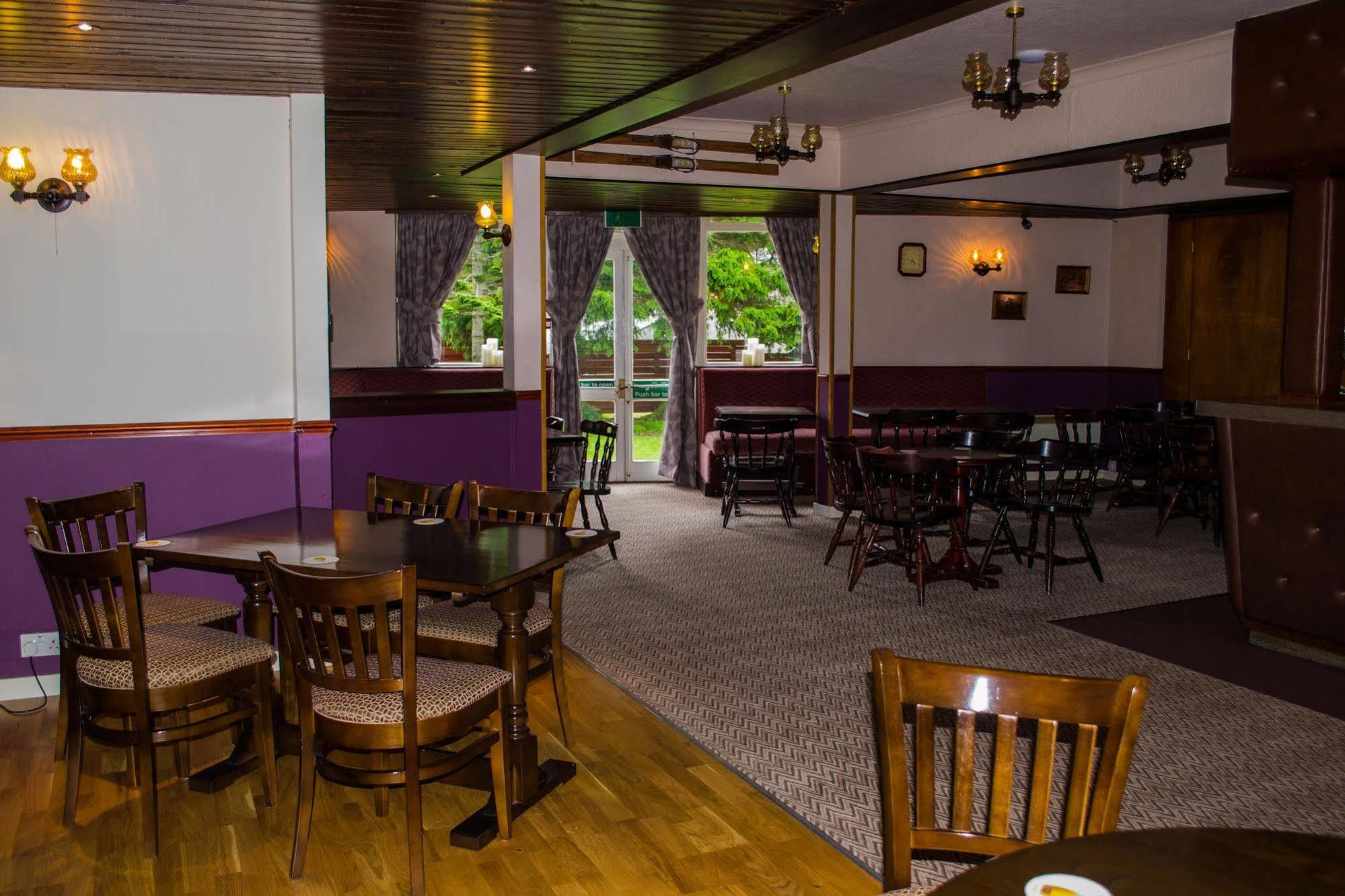 Highlander Hotel 'A Bespoke Hotel' Newtonmore Dış mekan fotoğraf